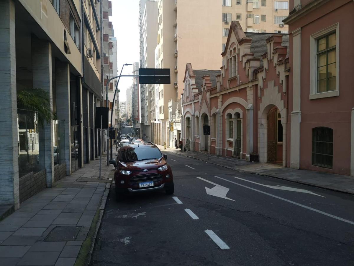 פורטו אלגרה Ensolarado E Espacoso Quarto/Sala No Coracao De Poa מראה חיצוני תמונה